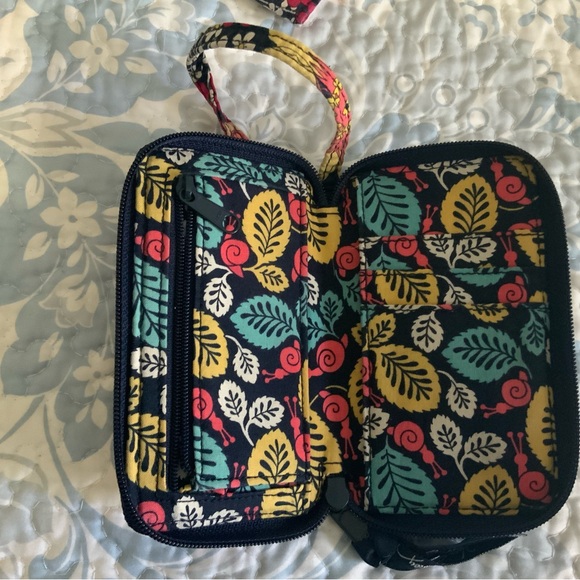 Vera Bradley wristlet wallet - Picture 2 of 2